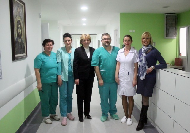 Veliki stručnjak i humanista prof. dr Danica Grujičić posetila Klinički centar Niš
