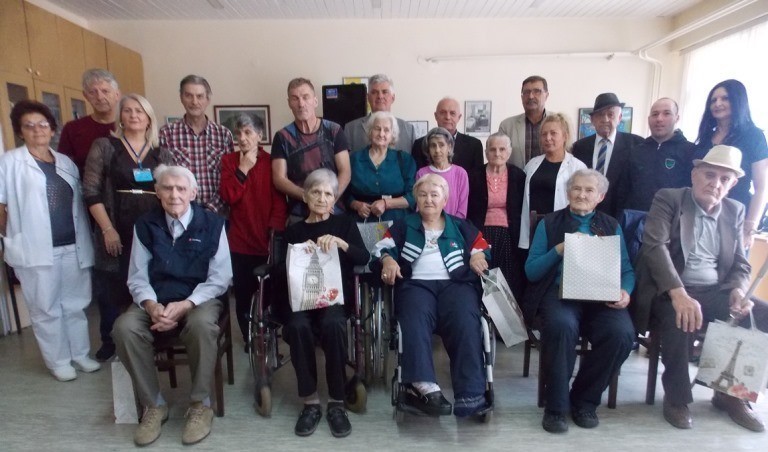 Дом за смештај и негу старих лица у Прокупљу обележио Међународни дан старих
