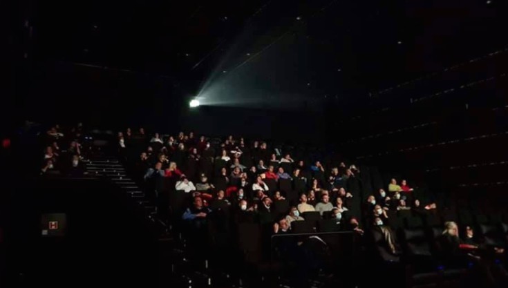 Филм "Глумчина“ приказан на великом платну пред нишком публиком