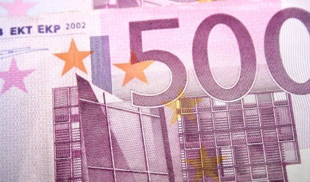 Батинама покушао да изнуди 500 евра