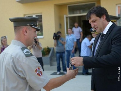 Ministar dodelio ključeve novih stanova