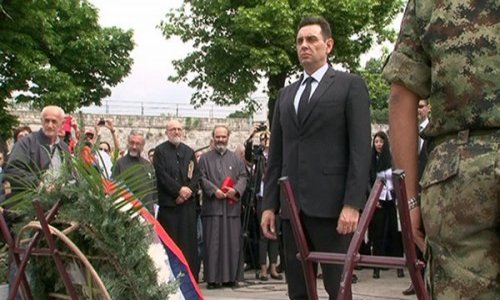 Vulin-Spomenik NATO žrtvama, Foto: Belami