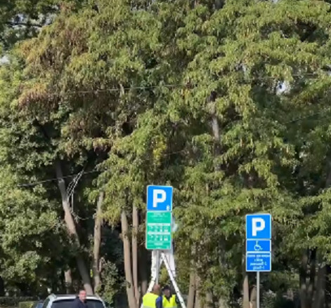 Besplatan parking oko SC „Čair“ nakon 15 časova i subotom