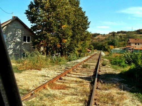 Nemoć putnika: Ukida se voz Niš - Prokuplje - Merdare