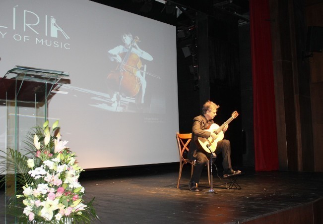 Шпански гитариста Рафаел Сералет одушевио Врањанце