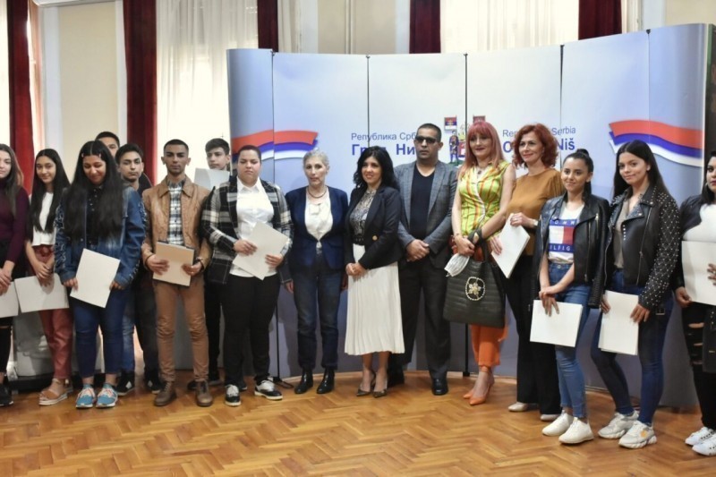 Niš: Stipendije za studente i učenike romske nacionalnosti