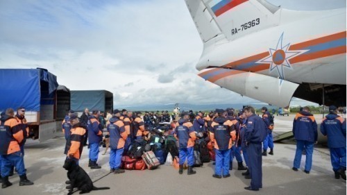 Rusija šalje još dva aviona pomoći u Srbiju
