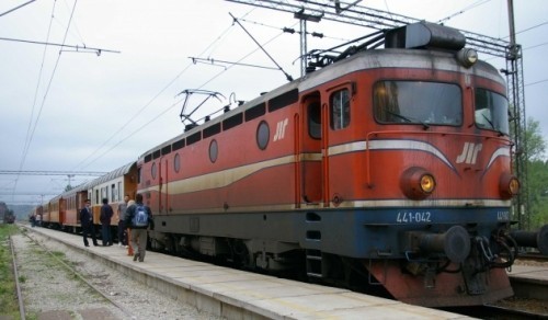 Vranjska Banja: Blokiran međunarodni voz zbog nabujale vode