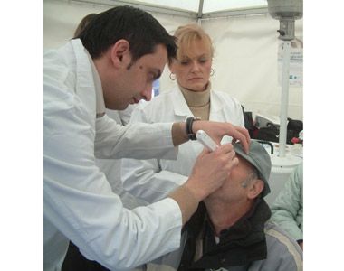 На операцију катаракте чека 20.000 пацијената