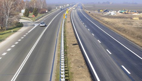 Зајам од 300 милиона евра за обнову путева у Србији