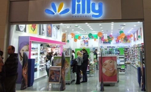 Potraga za pljačkašima prodavnice ''Lili''