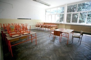 У Врању у штрајку 10 школа