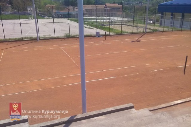 Kuršumlija: Teniski teren danas počinje sa radom