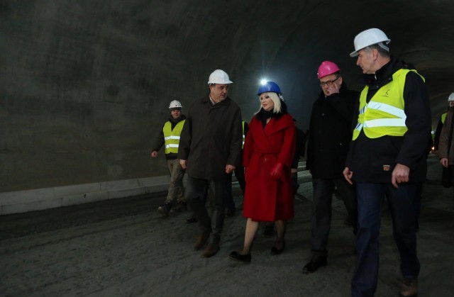 Za dva dana počinje asfaltiranje tunela "Predejane" na južnom kraku Koridora 10