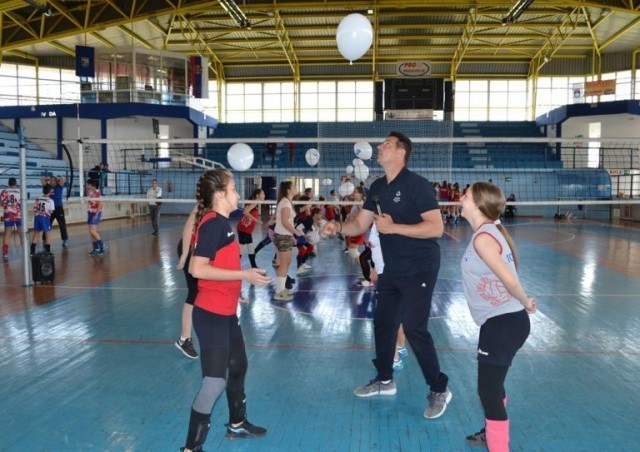 Vanja Grbić održao trening za devojčice i dečake u Prokuplju