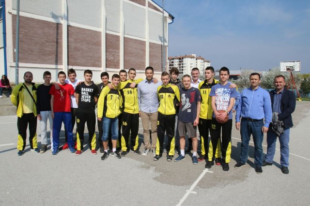 Udovičić se družio sa mladima iz sportskih klubova u Leskovcu i Vranju