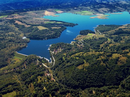 Власинско језеро Фото: destinacijeusrbiji.rs